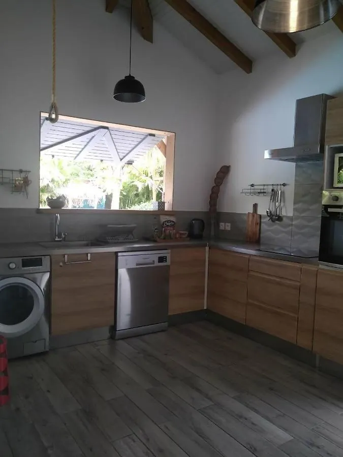 Villa Ti'Ouite Surgy 0*,